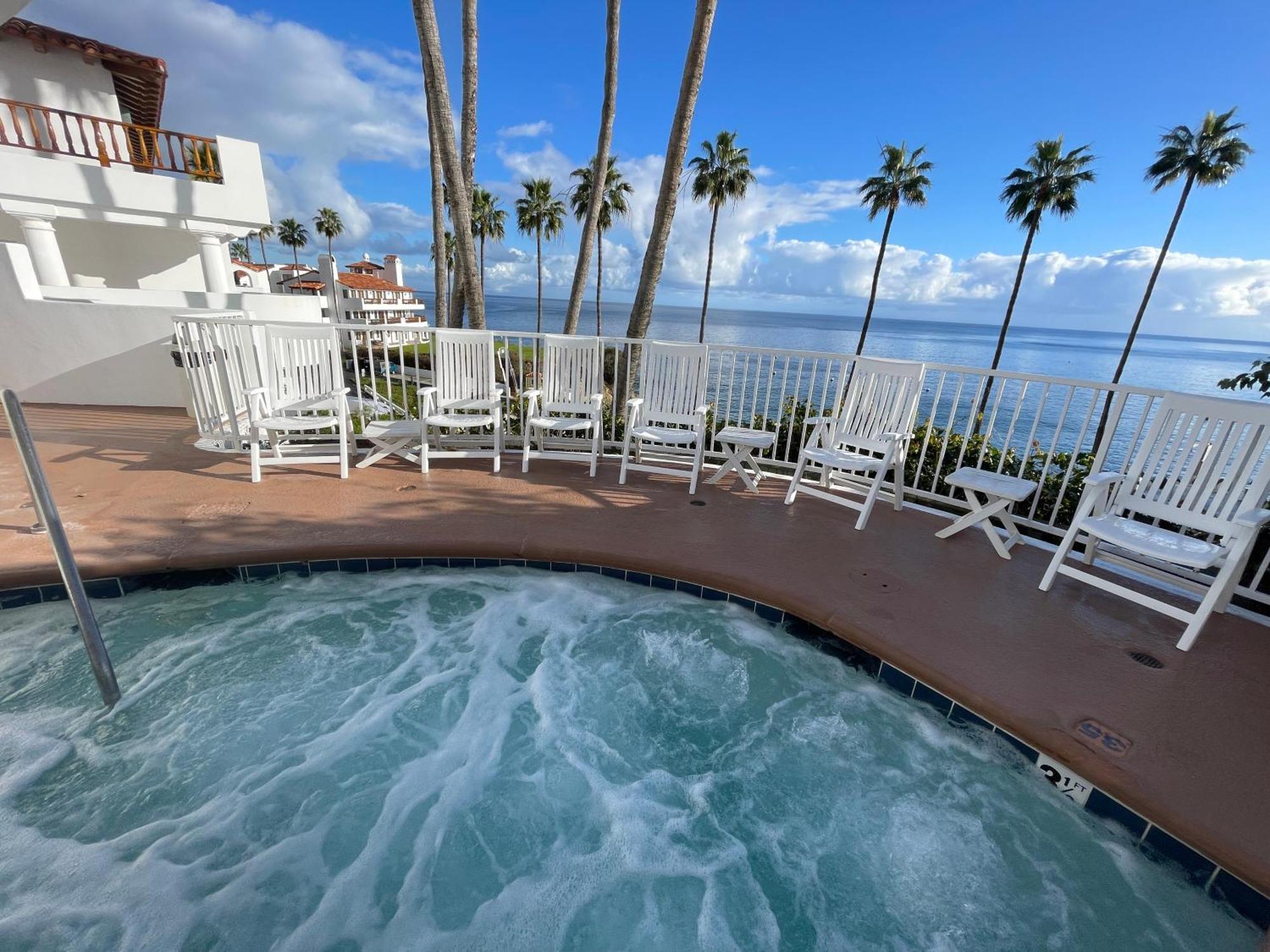 Lux Oceanfront Villa With Breathtaking Views Авалон Екстериор снимка
