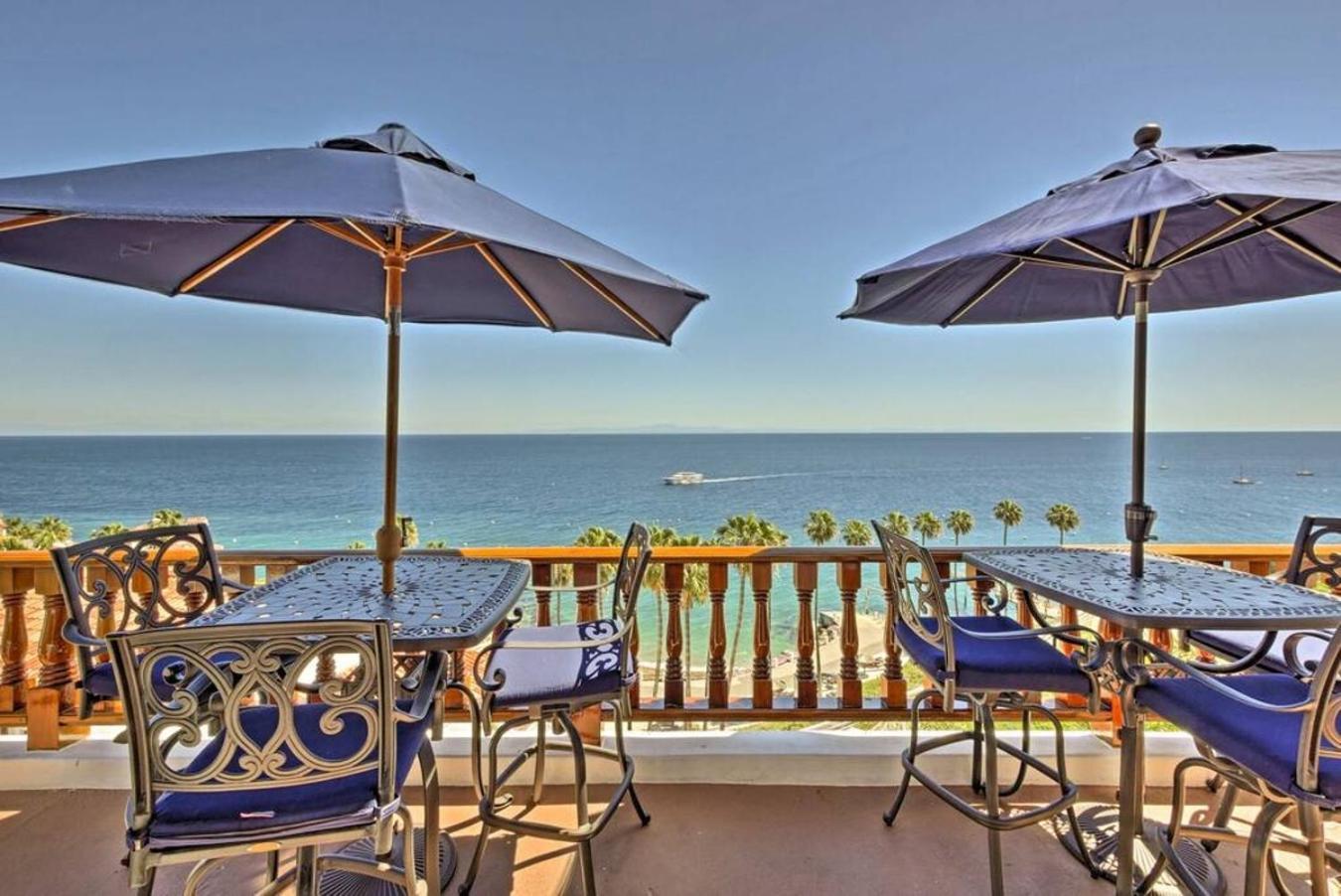 Lux Oceanfront Villa With Breathtaking Views Авалон Екстериор снимка
