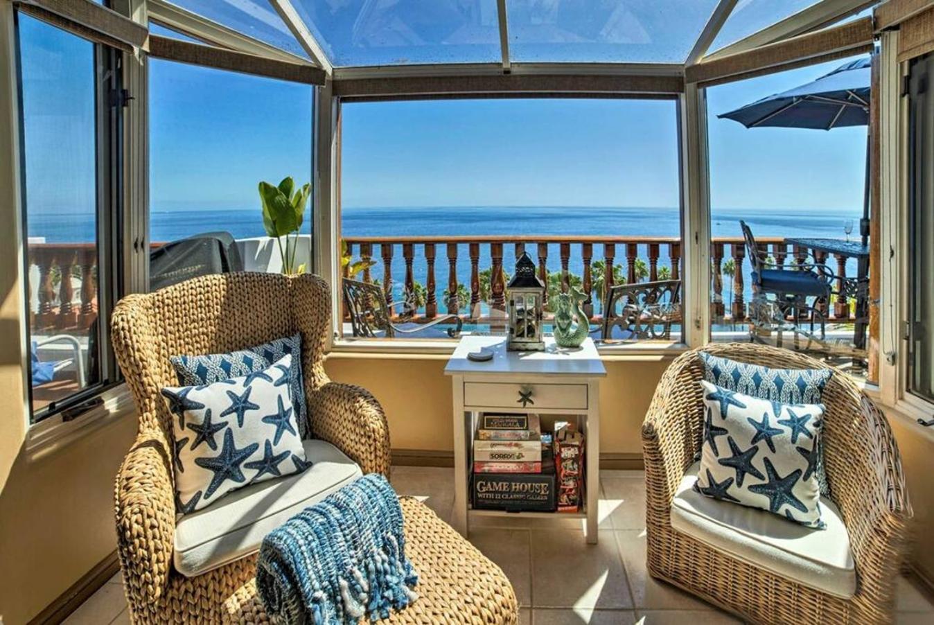 Lux Oceanfront Villa With Breathtaking Views Авалон Екстериор снимка