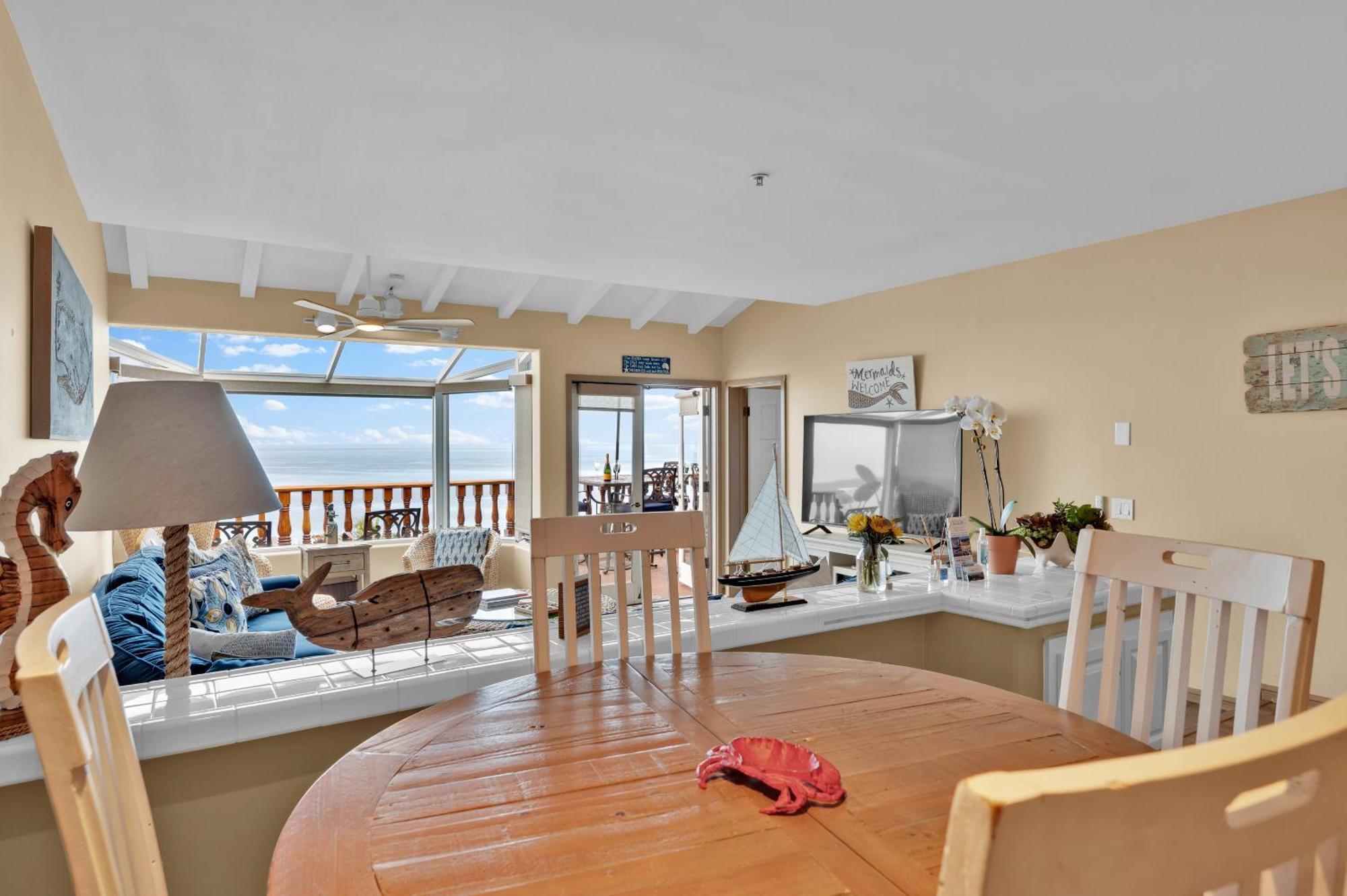 Lux Oceanfront Villa With Breathtaking Views Авалон Екстериор снимка